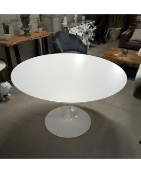 Pedestal Dining Tables